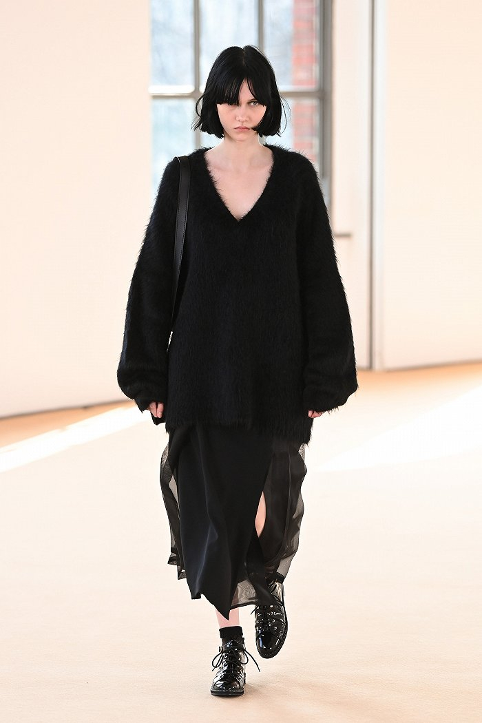 图片来源:Vogue MAX MARA