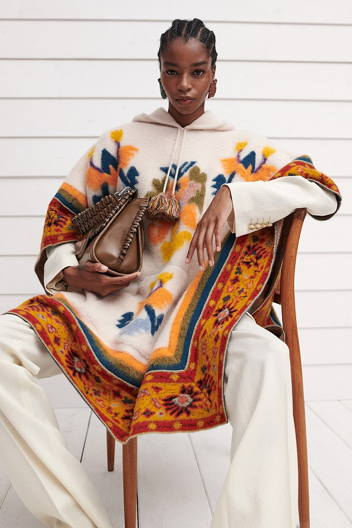 图片来源:VOGUE ETRO