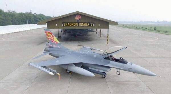 印尼空军的苏-30MK战机和F-16C/D战机 图源:印尼空军