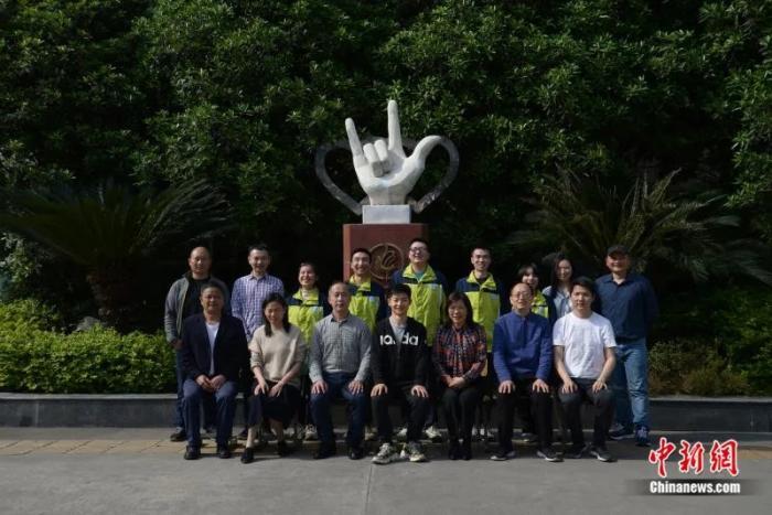 毕业照,成都市特殊教育学校供图