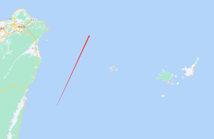 在与那国岛和台湾东海岸中间