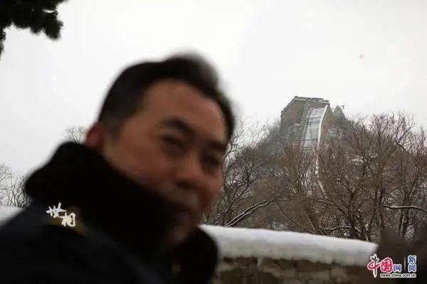 世相丨除夕夜守站人：我的“雪之梦”和《我的冬奥日记》