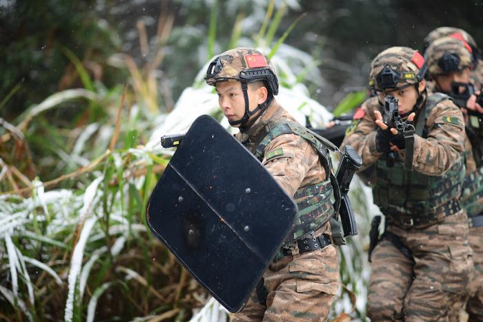 风雪砺精兵，这个武警支队这样做