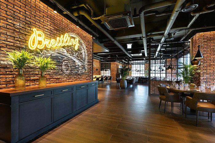 百年灵韩国旗舰店 图片来源:百年灵