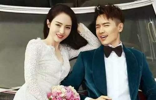 唐嫣學(xué)生_中戲校花唐嫣_唐嫣穿校服的照片
