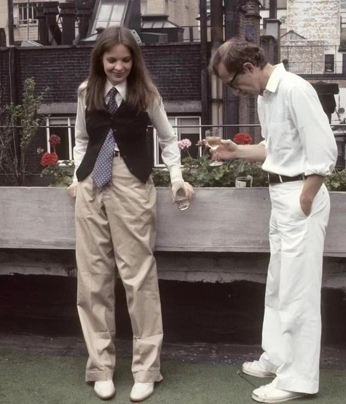 1977年上映电影《Annie Hall》