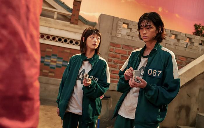 《鱿鱼游戏》里的Tracksuit是2021年万圣节装扮的赢家