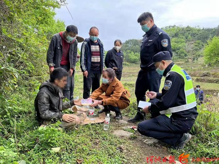 广西一男子坠崖200米5天后生还，期间靠野果雨水果腹