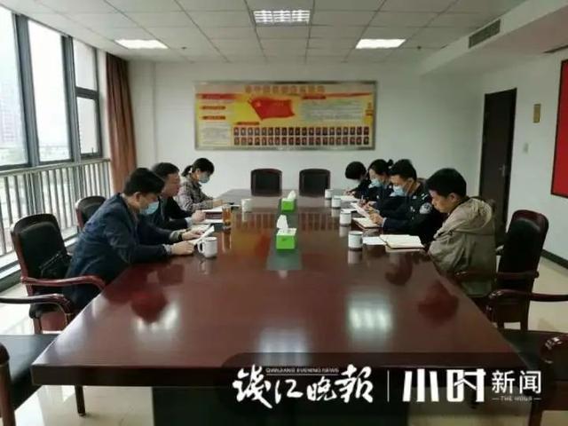 42岁产妇独自打车到医院，生完孩子悄悄离开！深夜人被找到时，泪目了……