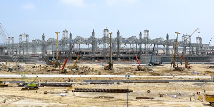 机场网架工程 w700h350z1l10t10cd8.jpg