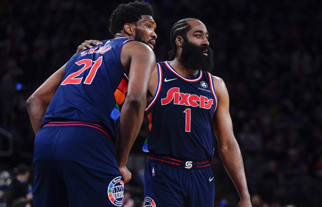 季后赛生死战中的关键先生回顾杜兰特与浓眉的多次经典交锋