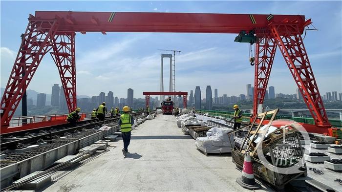 重庆地铁10号线鲤鱼池到南坪站（不含）预计6月30日实现轨通