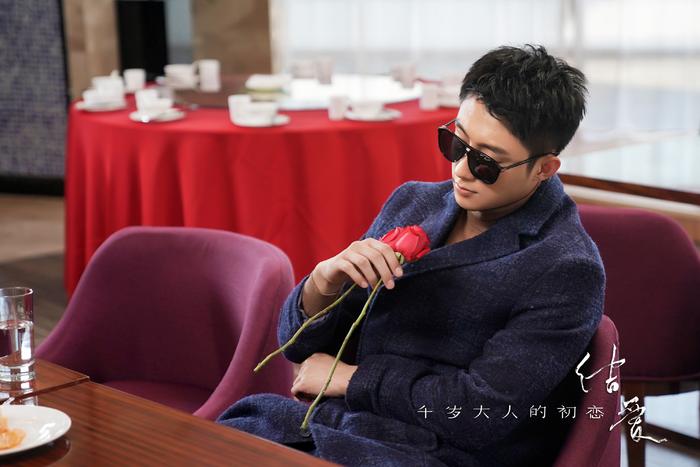 今晚激動(dòng)人心的足球盛宴：備戰(zhàn)備戰(zhàn)，見(jiàn)證巔峰對(duì)決