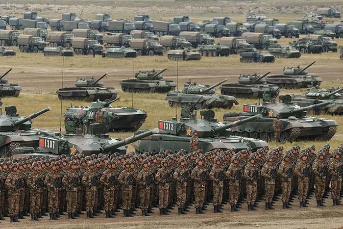 最安価格 军改后解放军陆军的番号为什么要从第71集团军开始？ 戦記、ミリタリー
