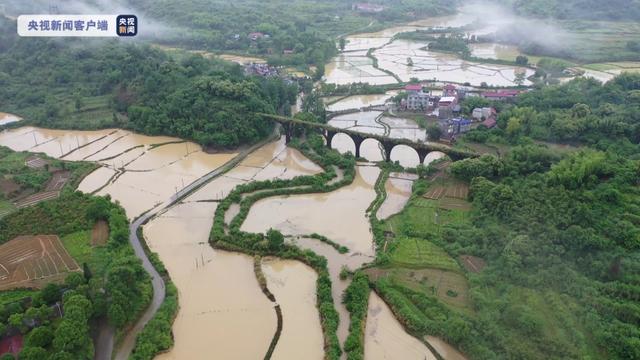 强降雨导致江西江河水位上涨 九江市部分农田民房被淹