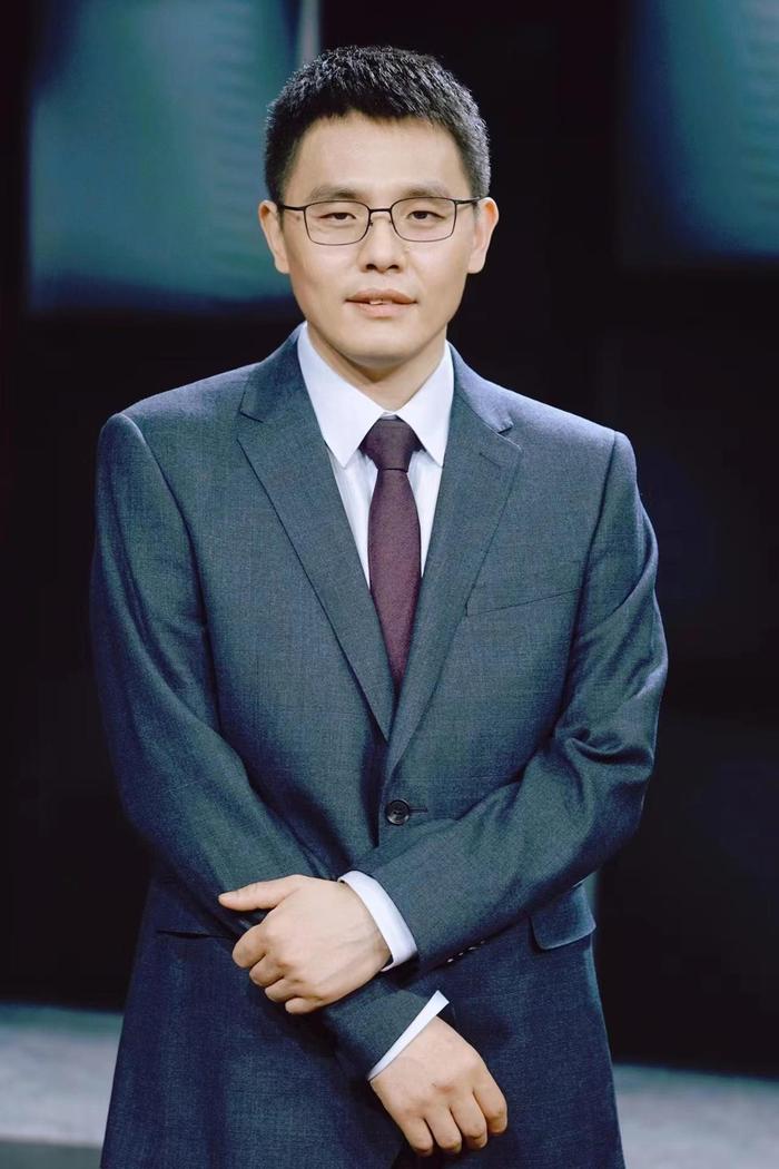 中国政法大学未成年人事务治理与法律研究基地副主任、家庭教育立法专家顾问苑宁宁。受访者供图