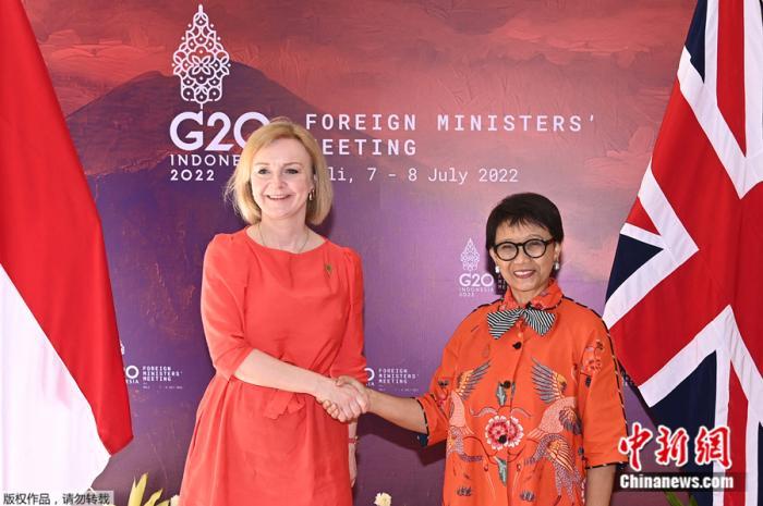 英媒：英国外交大臣将提前结束印尼G20行程回国
