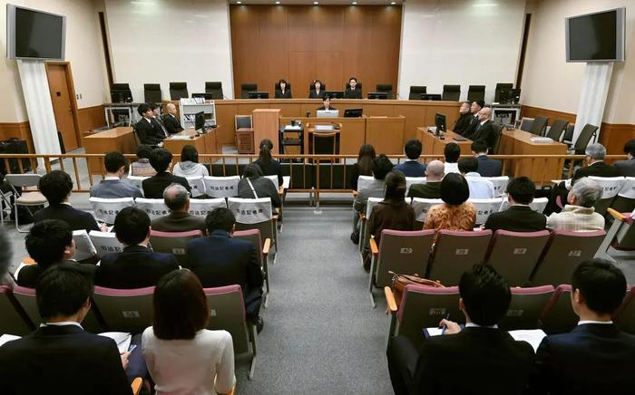 2017年11月7日,日本70岁女子笕千佐子因涉嫌多年来连环杀害多名男伴被判处死刑