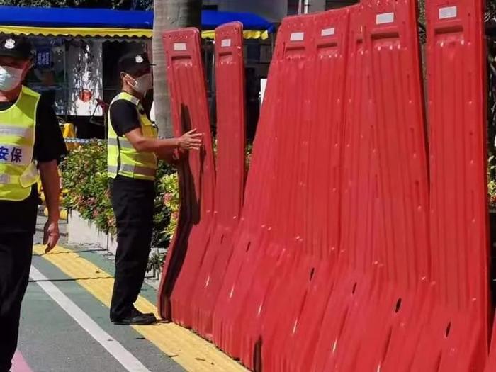 疫情就是警情！防控一线上的“公安蓝”侧记