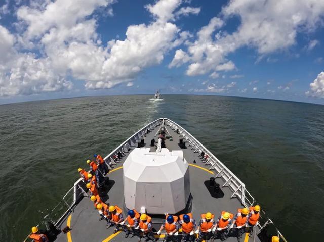 深海砺剑 | 多个实战课目在南海某海域展开