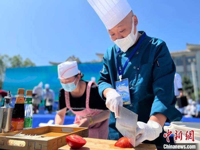 青海：弘扬地方特色饮食文化 展示乡村旅游发展成果