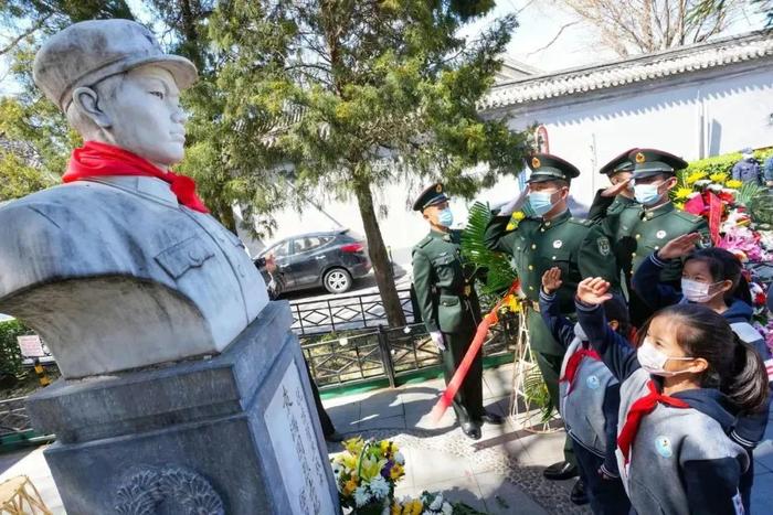 柳荫下、红墙边的军民共建鱼水情——北京市西城区开展军民共建社会主义精神文明活动40周年