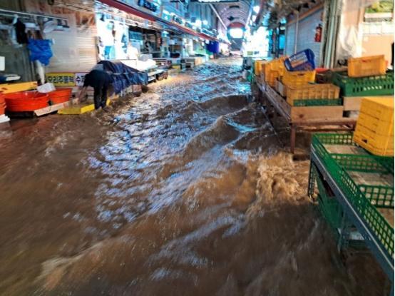 解析：是什么酿成韩国首都圈的罕见特大暴雨？