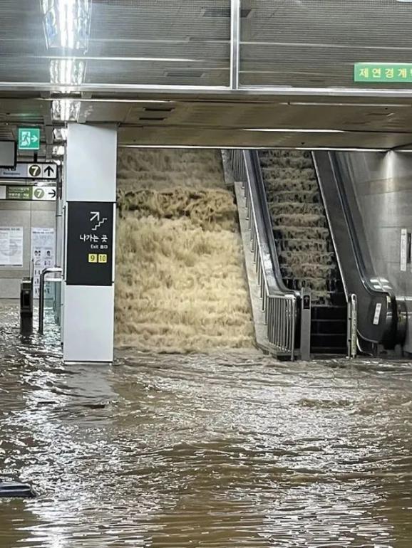 解析：是什么酿成韩国首都圈的罕见特大暴雨？