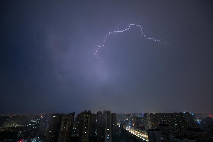 对话引雷人：让捉摸不定的雷电，在指定时间地点发生