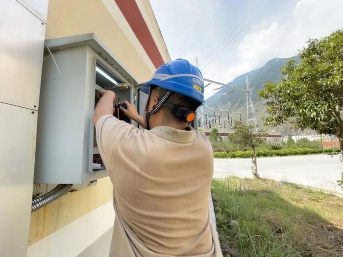 大唐甘孜水电公司：全力以赴守住库区最后一米水位线