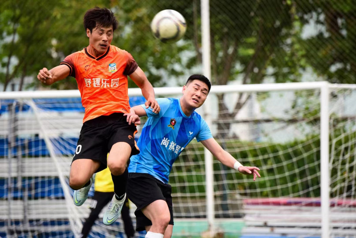 如皋VS崇川巅峰对决！江苏超级足球联赛官网 - 2025赛季赛程+积分榜+视频直播本周六争夺2025年南通市秋季业余足球联赛决赛名额！