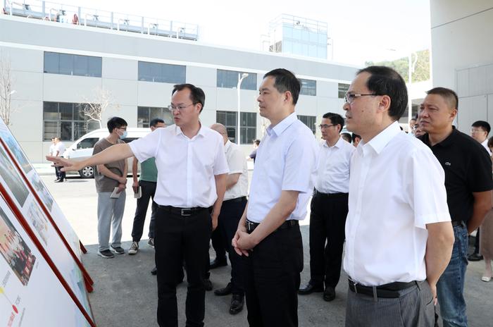 刘小涛在文成县调研经济稳进提质和除险保安工作