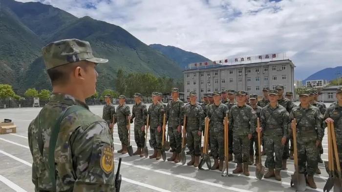 现场视频｜已有近200名官兵投入泸定地震抢险救援