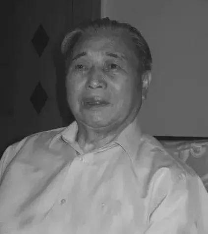 原南京军区政委傅奎清同志，逝世