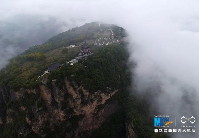 【中央媒体看甘肃】“飞阅”中国 │甘肃平凉：云雾缭绕崆峒山