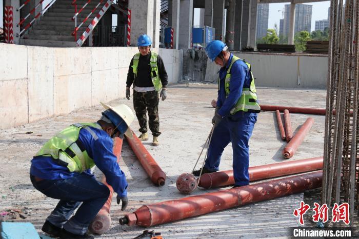 探访重庆垫江“城市博览中心”建设 数字赋能让工地管理更智慧