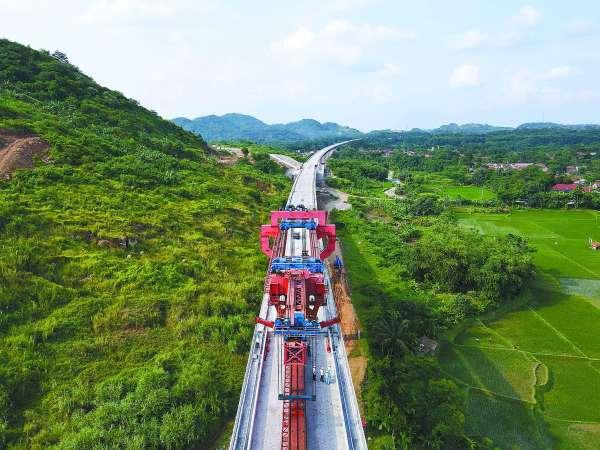 中国高铁“走出去”：印尼G20将向世界展示雅万高铁