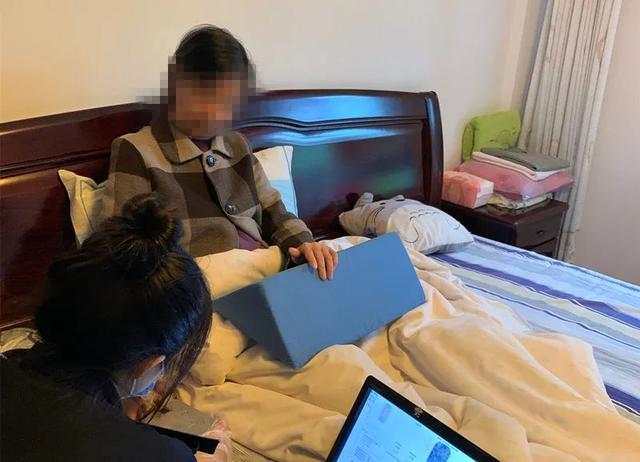 杭州女子冲进派出所：你们上门要收多少服务费？