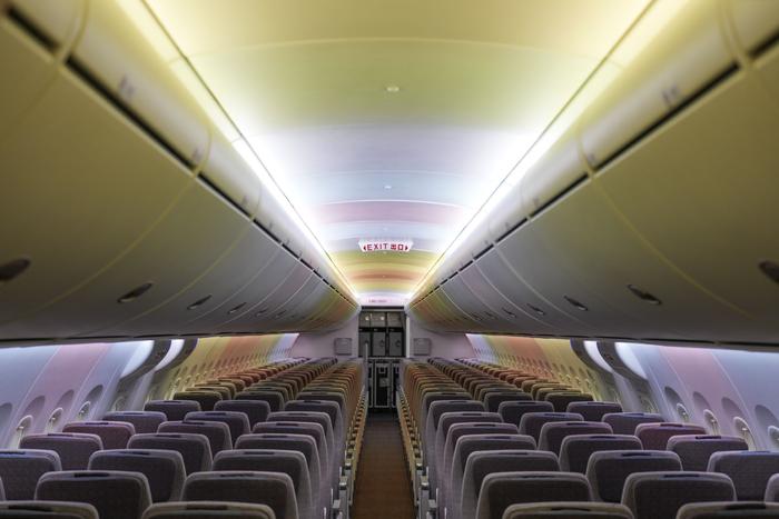 东航C919客机客舱内部。中国东航供图