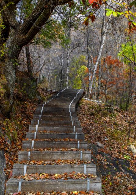 山西吕梁·方山梅洞沟