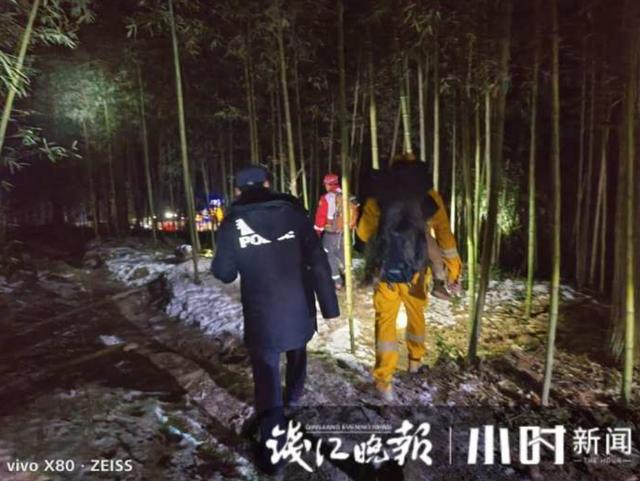 “2岁儿子快不行了！”母子赏雪被困杭州龙王山顶，找到时孩子已失温