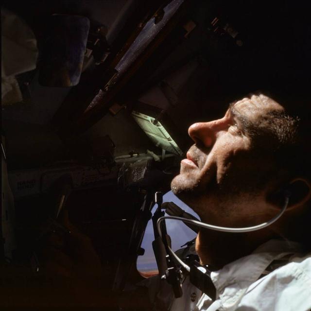 美国阿波罗7号任务最后一位宇航员去世，享年90岁