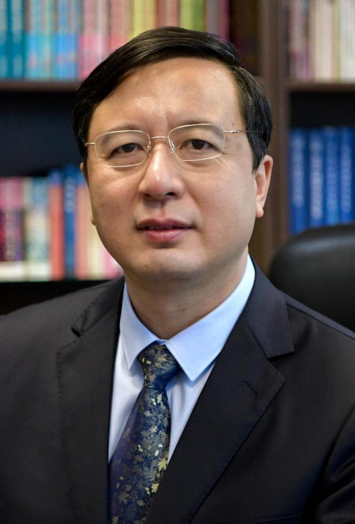 同济大学校长陈杰、教育部高教司司长吴岩被任命为教育部副部长