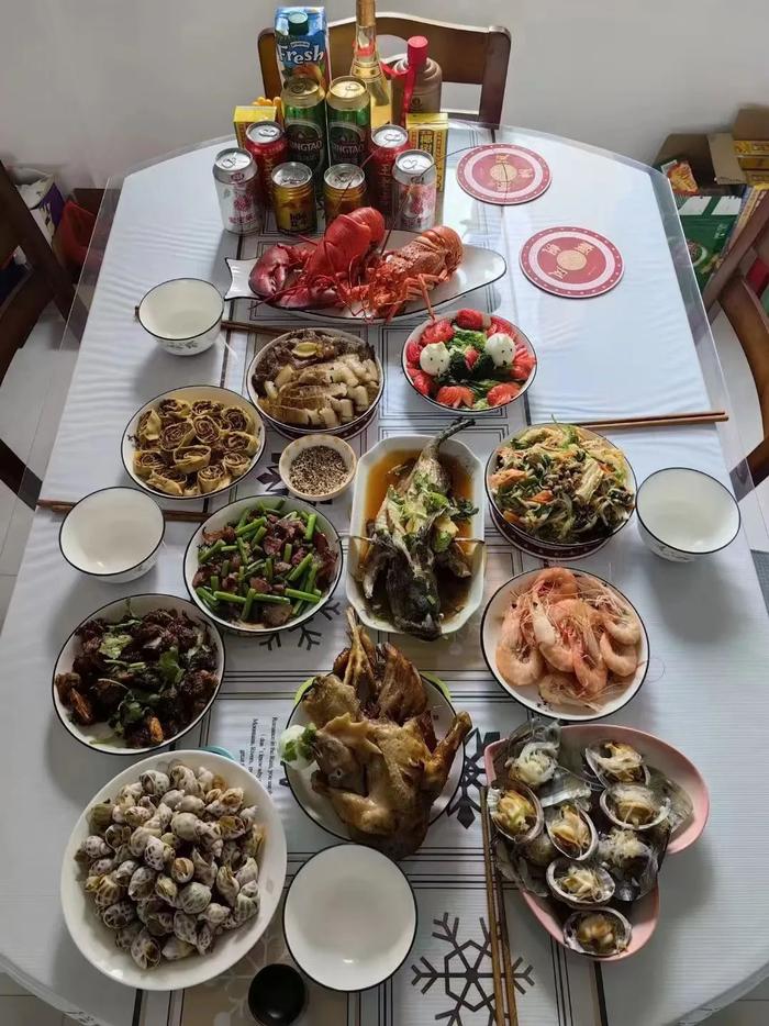 除夕年夜饭，你家吃的啥？快来看看广西人的餐桌上都有哪些“大餐”→