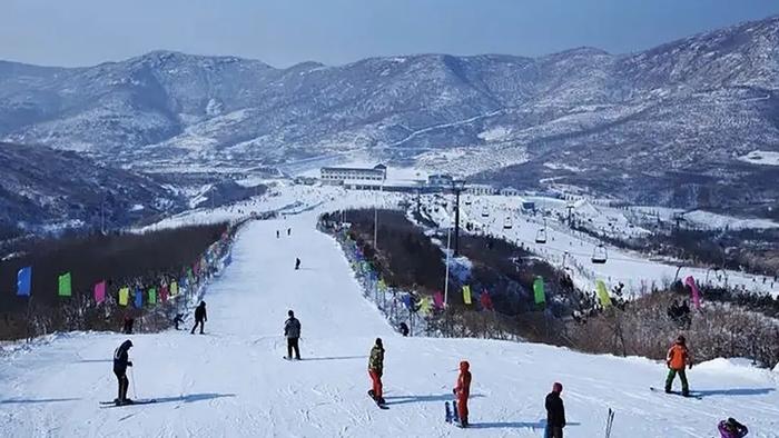 我省6条线路入选“瑞雪红梅 欢喜过年”全国乡村旅游精品线路——鞍山冰雪温泉养生之旅