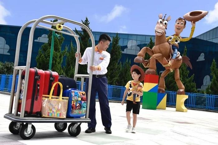 【就业】上海迪士尼度假区招聘客房服务、行李服务、保洁、保安员等多个岗位