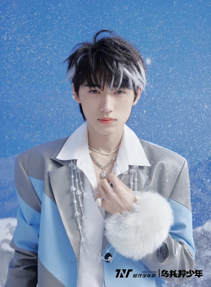 时代少年团第二张实体专辑《乌托邦少年》内部配置