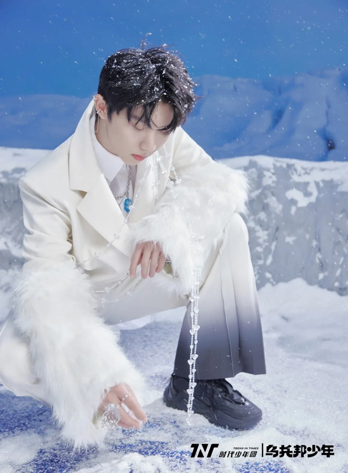 时代少年团第二张实体专辑《乌托邦少年》内部配置