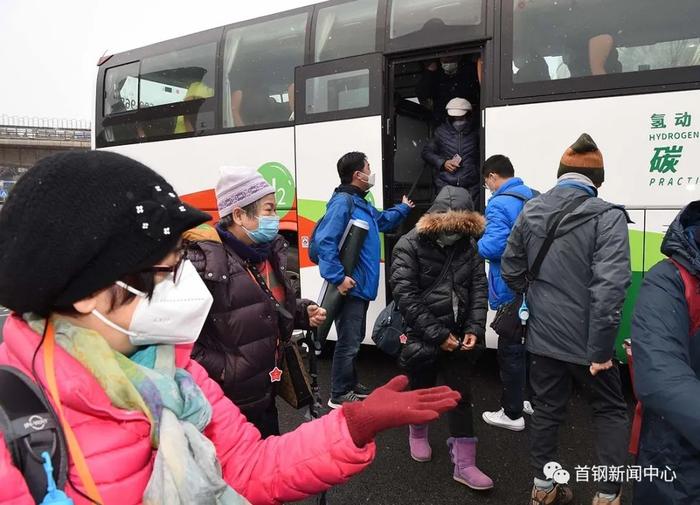 飞雪迎春到 首钢滑雪大跳台喜迎新年香港赴京游首发团