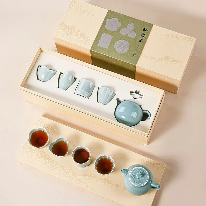 梅兰竹菊”茶器，花中气质，一眼就美到骨子里